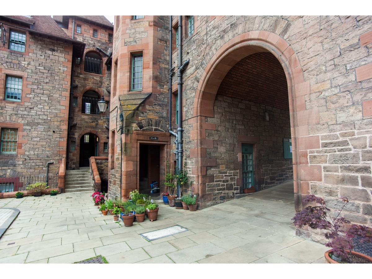 Historic Dean Village Treasure, Sleeps 4 Edinburgh Exterior photo